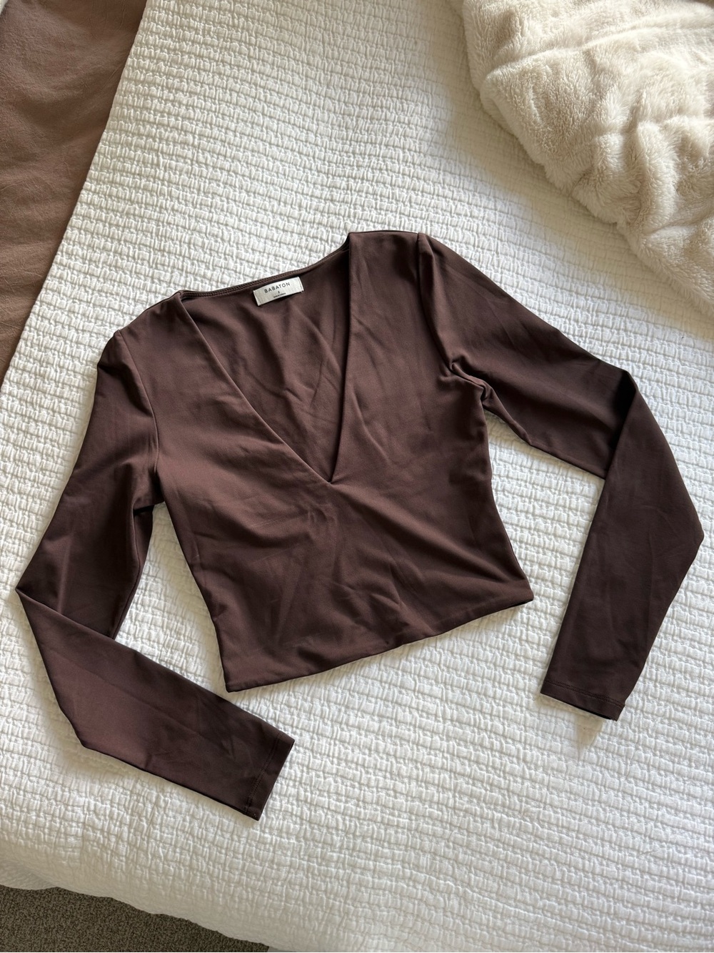 Aritzia Contour Top